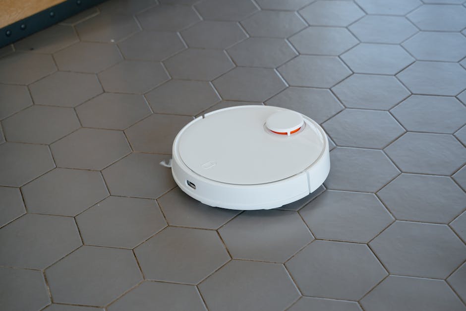 **First Look: DJI Romo Robot Vacuum – AI-Powered Cleaning & Lidar Navigation**