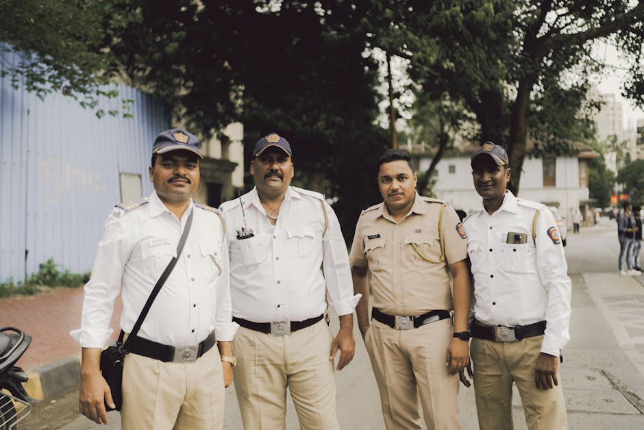 Mumbai Hostage Crisis Ends After 3 Hours; Police Storm Andheri Flat to Rescue Family