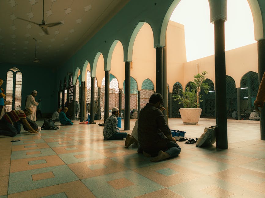 **RSS Chief Mohan Bhagwat: “No Ahindu in Bharat,” Muslims & Christians Share Same Ancestry**